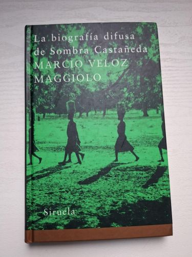 Portada del libro de La biografía difusa de Sombra Castañeda